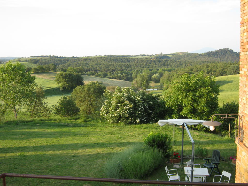 Agriturismo Santa Maria ตอร์ริตา ดิ เซียนา ภายนอก รูปภาพ
