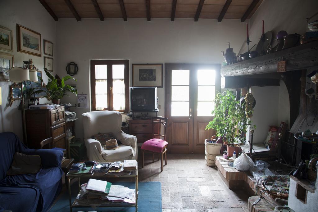 Agriturismo Santa Maria ตอร์ริตา ดิ เซียนา ภายนอก รูปภาพ